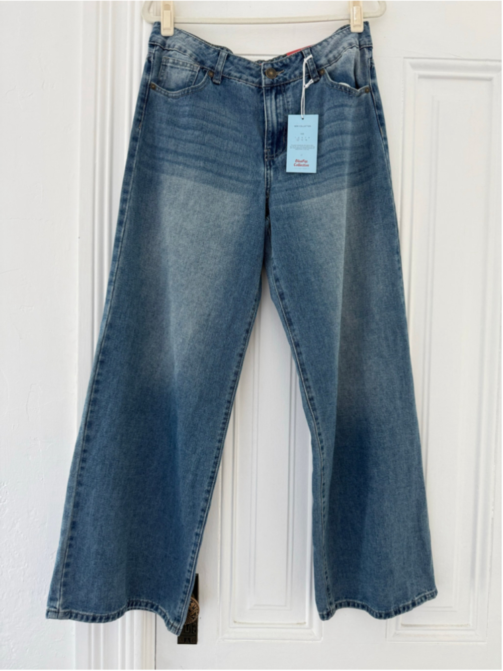 Women's BlueFox Collective Wide Leg Jeans Size 11 Blue White Bow Print - Picture 9 of 9